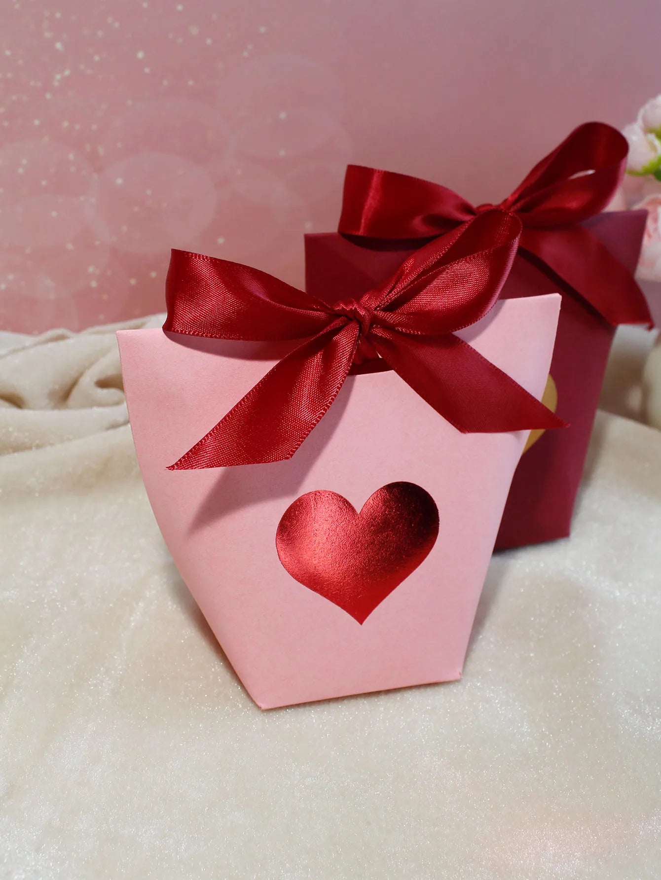 Valentine's Day candy box, gift box, party holiday surprise decoration candy box, candy, biscuit special Valentine's Day