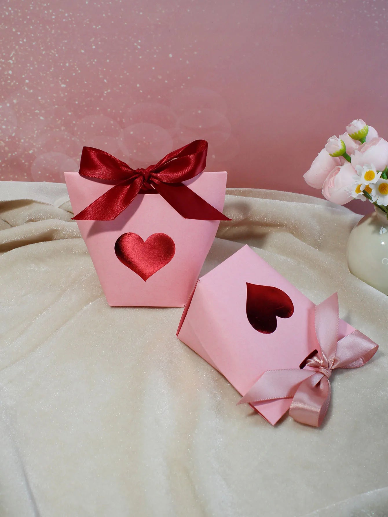 Valentine's Day candy box, gift box, party holiday surprise decoration candy box, candy, biscuit special Valentine's Day